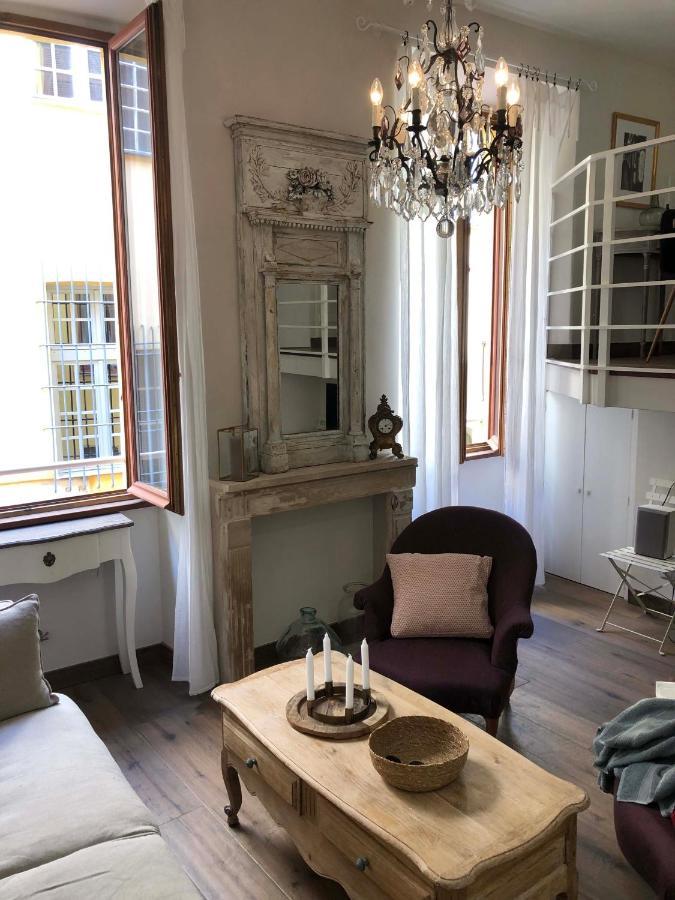 Little Palace In Old Nice :) Экстерьер фото